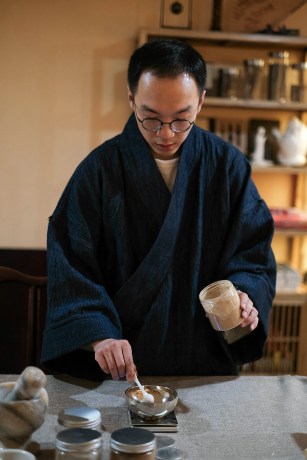 672d4000a310f1268d8472c7 672d4000a310f1268d8472c7