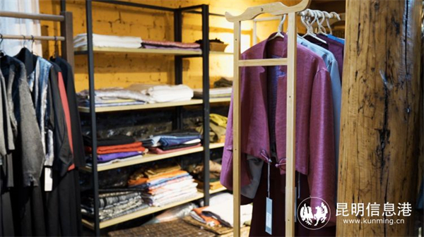 1747243_2048x2048 1747243_2048x2048