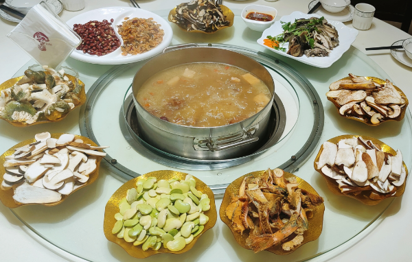 野生菌火鍋 野生菌火鍋