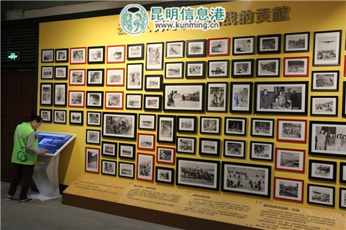 主題展廳中的“云南人民對滇西抗戰(zhàn)的貢獻(xiàn)”展陳墻 主題展廳中的“云南人民對滇西抗戰(zhàn)的貢獻(xiàn)”展陳墻