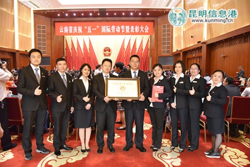 DSC_164401 (1) DSC_164401 (1)