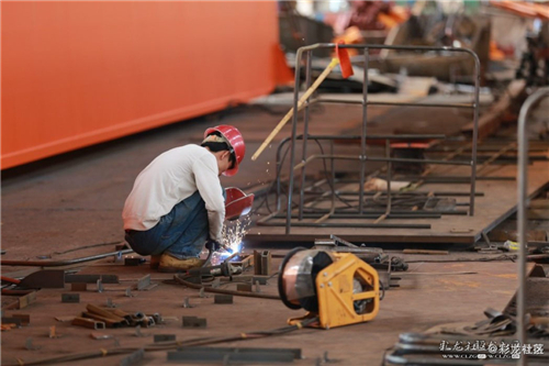 8、轉(zhuǎn)型中的昆明重工?871文化創(chuàng)意工場(chǎng)