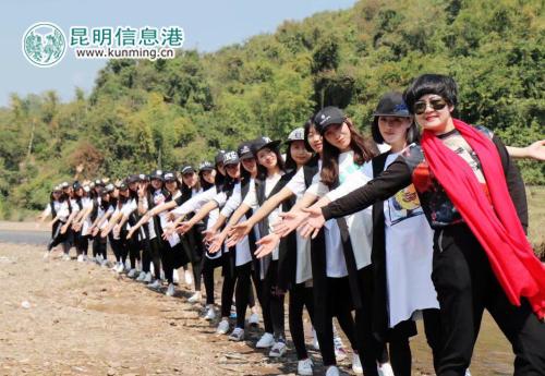 米珂瑤和她的團(tuán)隊(duì) 米珂瑤和她的團(tuán)隊(duì)