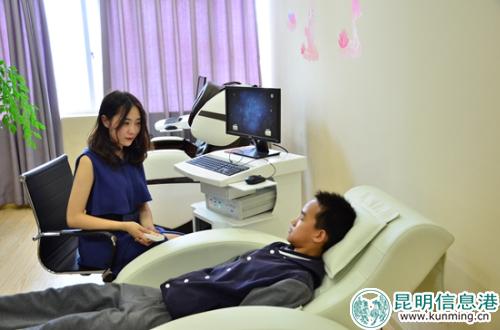 專業(yè)心理輔導(dǎo)。