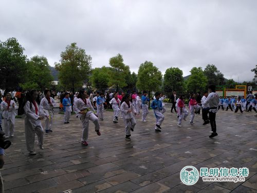 呈貢實(shí)驗(yàn)學(xué)校的跆拳道興趣班。記者孫紅亮攝