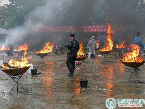 緬甸第四特區(qū)銷毀毒品現(xiàn)場 緬甸第四特區(qū)銷毀毒品現(xiàn)場