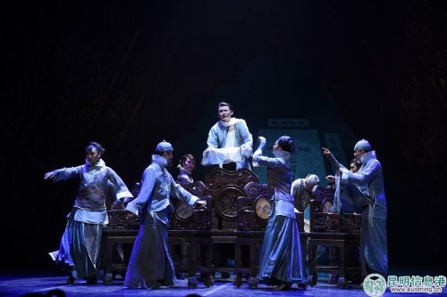 2018年7月12日第十二屆全國(guó)舞蹈展演-舞劇《家》--阮坤瑾 攝 (3) 2018年7月12日第十二屆全國(guó)舞蹈展演-舞劇《家》--阮坤瑾 攝 (3)