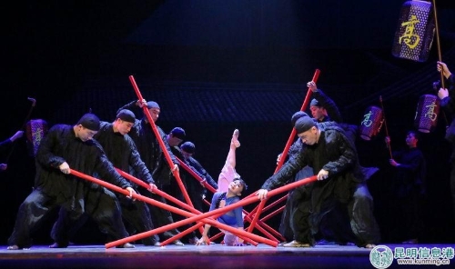 第12屆全國(guó)舞蹈展演-舞劇《家》-李嘉嫻攝 (17) 第12屆全國(guó)舞蹈展演-舞劇《家》-李嘉嫻攝 (17)