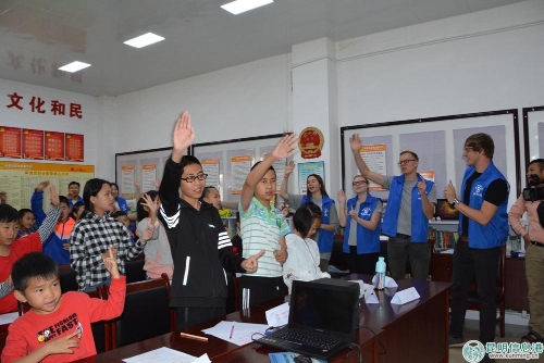 2018年7月25日華昌路社區(qū)小精靈能力提升夏令營(社會事務(wù))(李燕) (29) 2018年7月25日華昌路社區(qū)小精靈能力提升夏令營(社會事務(wù))(李燕) (29)