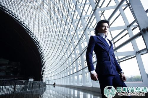 黃紫楠個(gè)人照 黃紫楠個(gè)人照