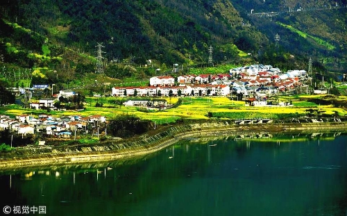 dde571611f52f85_size140_w1024_h636 dde571611f52f85_size140_w1024_h636