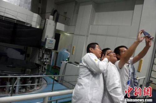 200x133_d1a51225cd7f479f95f12291e0de2507 200x133_d1a51225cd7f479f95f12291e0de2507