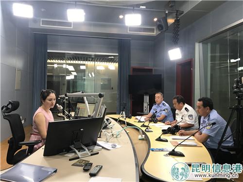 訪談節(jié)目錄制現(xiàn)場