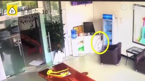 00300099630_be2f7b00