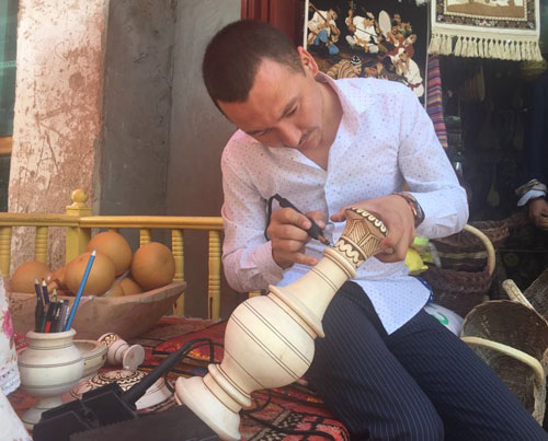 【 “新時(shí)代·新平臺(tái)·新機(jī)遇” —— “一帶一路” 大型網(wǎng)絡(luò)主題 活動(dòng) 】 “一帶一路”為老城喀什帶來(lái)“特區(qū)”夢(mèng) 【 “新時(shí)代·新平臺(tái)·新機(jī)遇” —— “一帶一路” 大型網(wǎng)絡(luò)主題 活動(dòng) 】 “一帶一路”為老城喀什帶來(lái)“特區(qū)”夢(mèng)