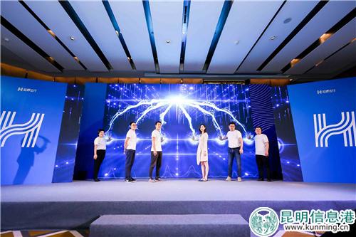 9038459d72623d9_size198_w2400_h1600 9038459d72623d9_size198_w2400_h1600