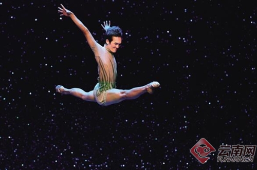 00300117876_7626a689