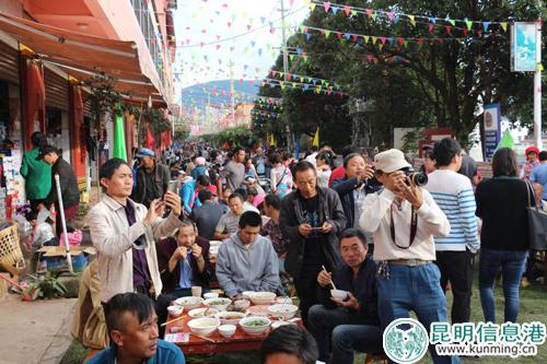 原生態(tài)的彝族大宴 原生態(tài)的彝族大宴