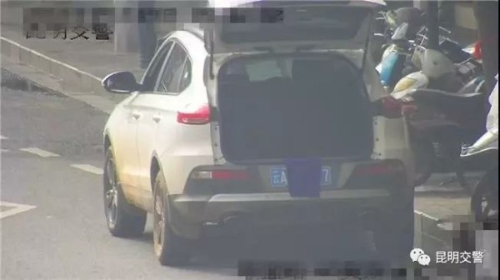 00300125610_bcdc8da0 00300125610_bcdc8da0