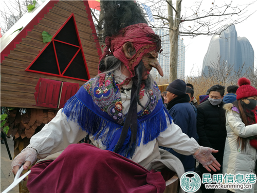 國際風情節(jié)街頭表演。