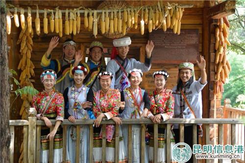 假期可以到云南民族村體驗民族風情