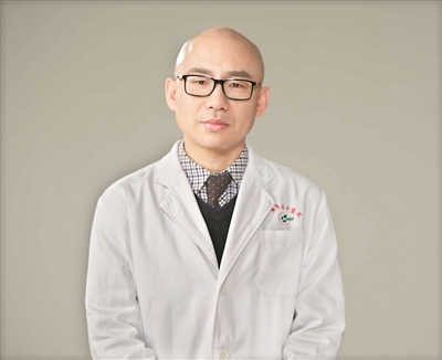 辟謠專家：胡世云 新安醫(yī)學(xué)世家、國醫(yī)大師朱良春學(xué)術(shù)繼承人、廣東省中醫(yī)院主任中醫(yī)師