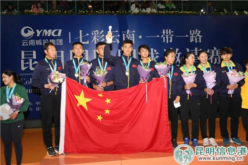 獲獎(jiǎng)運(yùn)動(dòng)員。