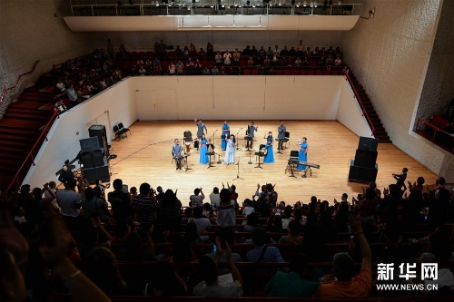 1123564010_15396519642441n