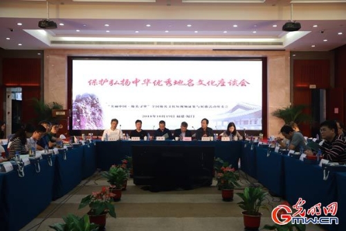 f44d305ea4db1d33b74e12