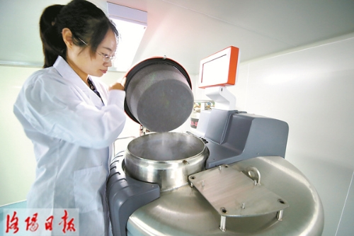 00300206042_6973bbb4 00300206042_6973bbb4