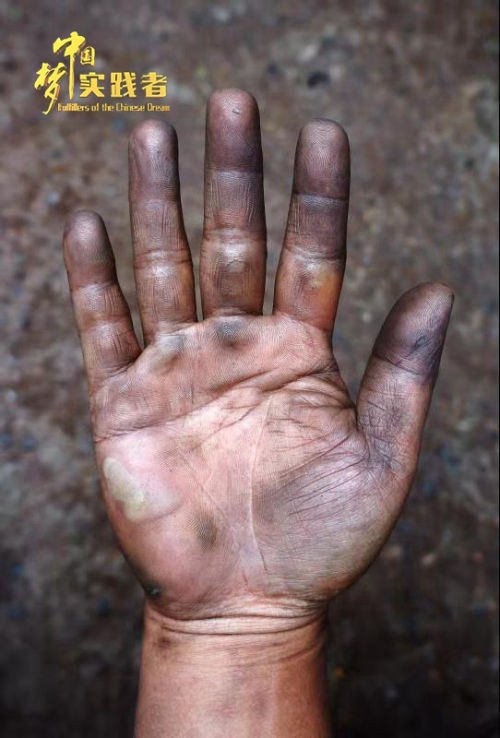 2018102321572263323 2018102321572263323