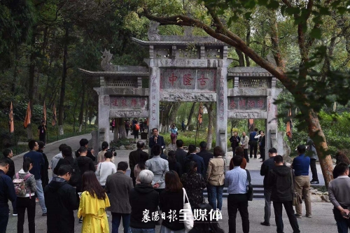 407d626dca9081962cd95c30e784d13e 407d626dca9081962cd95c30e784d13e