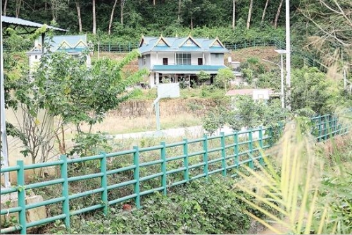 個(gè)護(hù)欄2 個(gè)護(hù)欄2