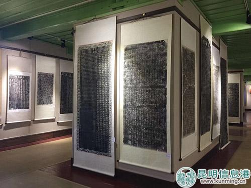 展出的拓片作品。記者孫紅亮攝