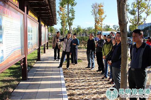 參觀阿烏村益農(nóng)信息社建設(shè)1