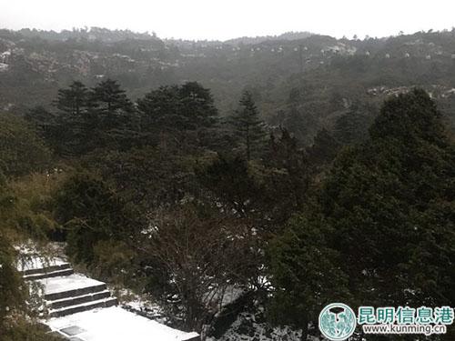 15431096188209330753908652586_151