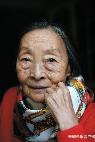 滇劇旗幟萬象貞辭世 (3)