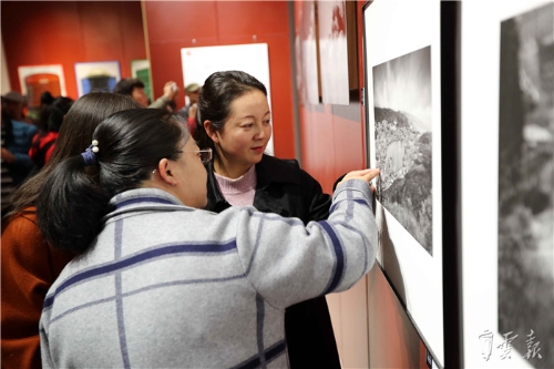 大型綜合性結(jié)題展《滇越鐵路八百里紀(jì)實》在云南省美術(shù)館開展