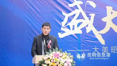 華山眼科醫(yī)療集團(tuán)總裁吳寸良發(fā)言