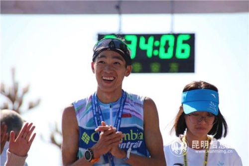 webwxgetmsgimg (2) webwxgetmsgimg (2)