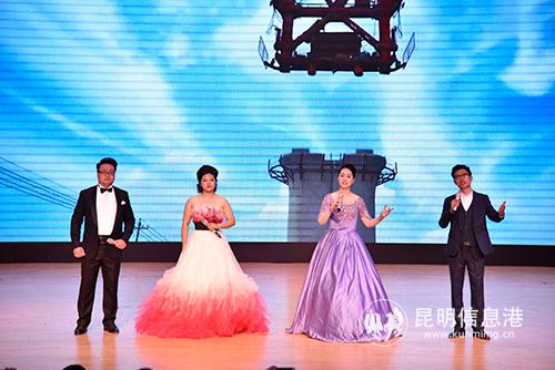 歌曲《陽光路上》