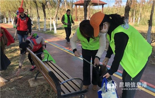 開展志愿服務活動_副本 開展志愿服務活動_副本