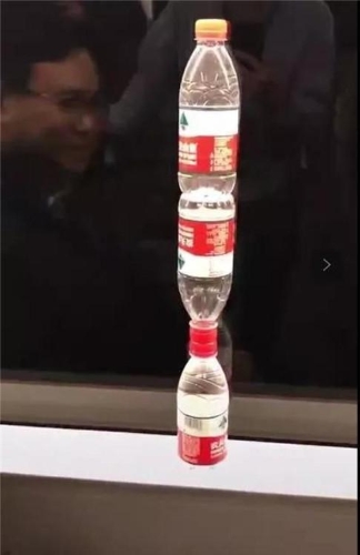 10條高鐵新線年底前開通，試運(yùn)行車上3瓶礦泉水驚呆眾人！