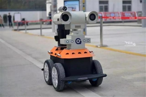 10條高鐵新線年底前開通，試運(yùn)行車上3瓶礦泉水驚呆眾人！