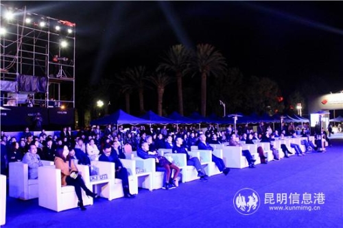 參加發(fā)布會的領導、嘉賓。