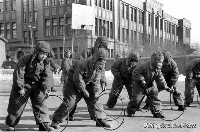 太會(huì)玩！這就是我們的童年??！