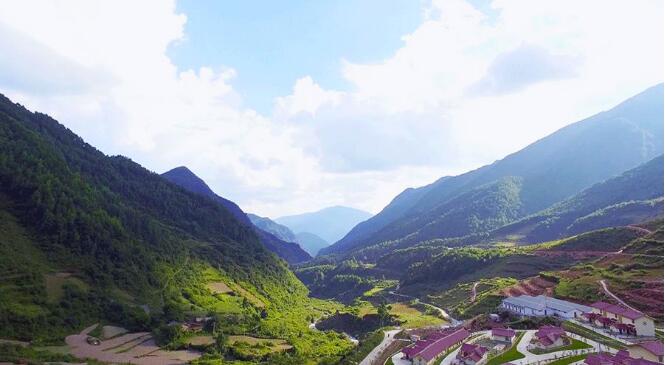 這些勵(lì)志的脫貧故事，我們記錄下無(wú)數(shù)溫暖瞬間