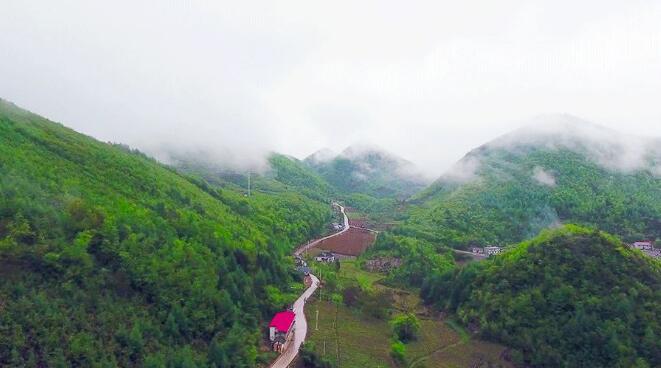 這些勵(lì)志的脫貧故事，我們記錄下無(wú)數(shù)溫暖瞬間