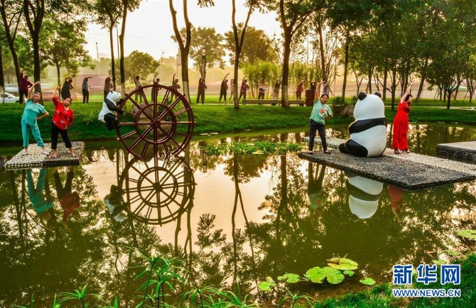 1123933415_15463331785791n 1123933415_15463331785791n