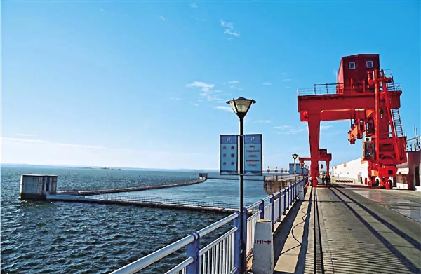 640.webp (2) 640.webp (2)